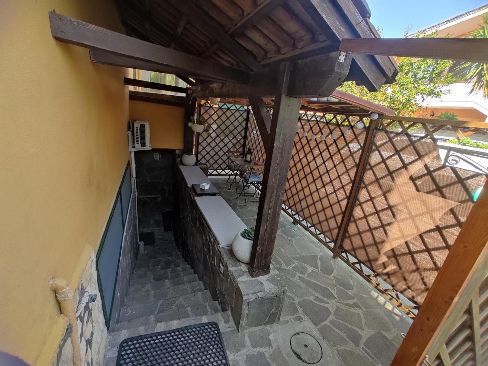 Sweethome Appartamento In Villa Privata Varcaturo Eksteriør bilde